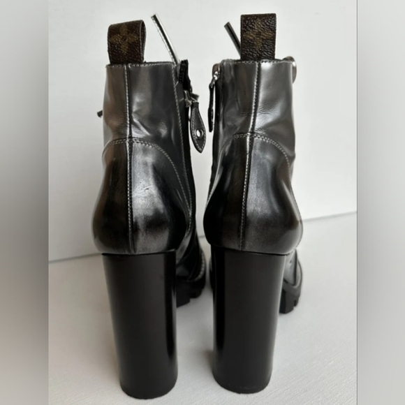 LOUIS VUITTON Silver 'Star Trail' Leather Boots (BNWOB) - Picture 4 of 9